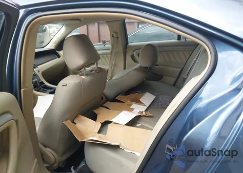 2018 Ford Taurus Se from USA, damaged, VIN 1FAHP2D84JG115399